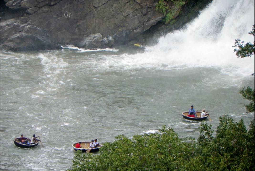 Shivanasamudra Falls